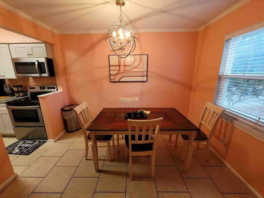 Elegant 2-Bedroom Pet-Friendly Villa W 2 Parking Spaces Hilton Head Island Exterior photo